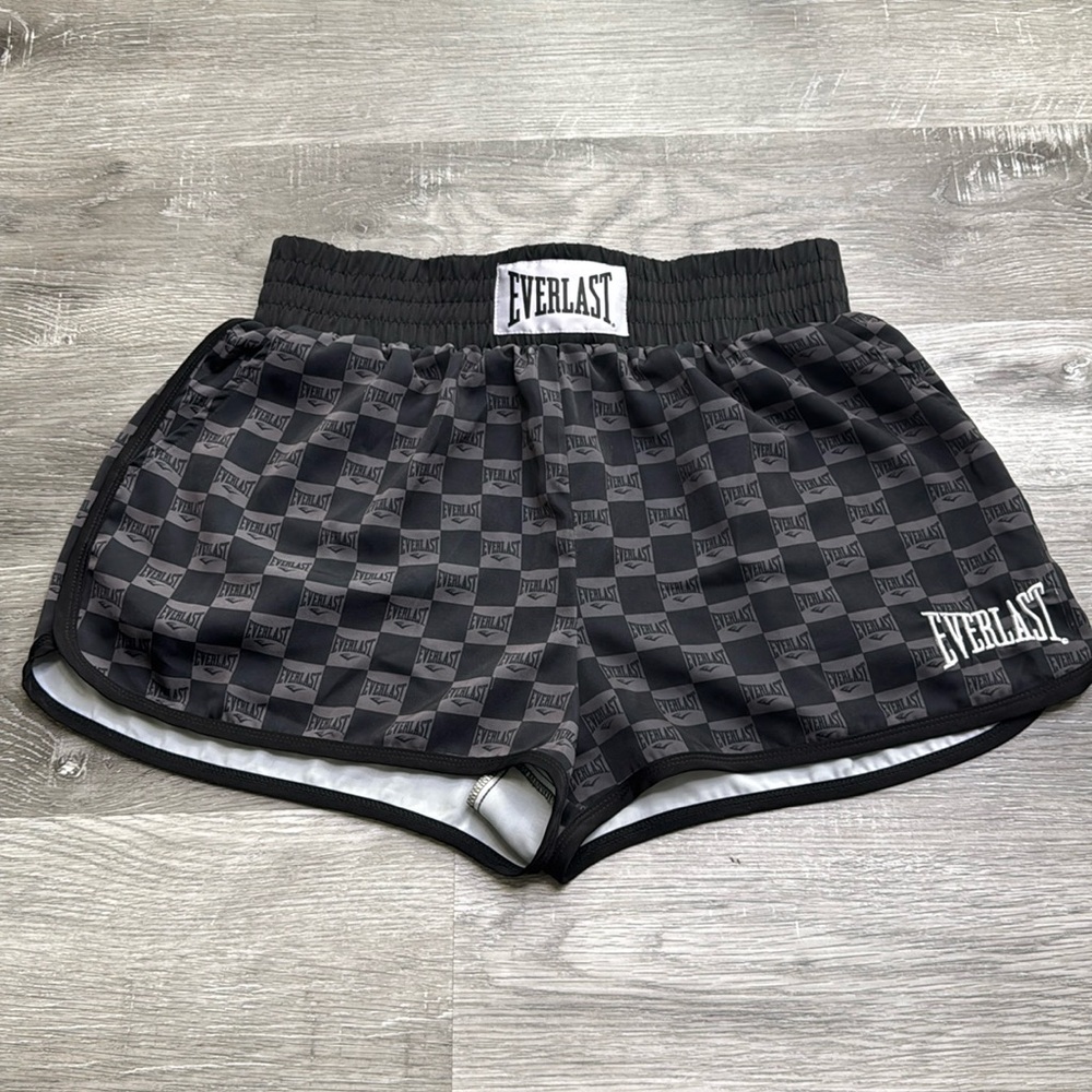 ✨free w any item✨ everlast checkered athletic shorts